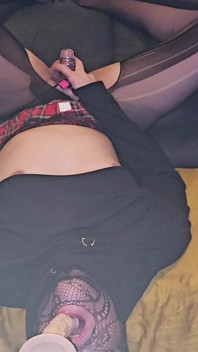 Crossdresser Sissy otrok do obličeje šukání, chcaní a sperma