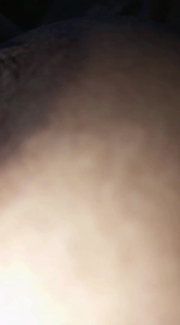 Auntixxx69: Mon demi-frère chauve m’a baisée et publié ma vidéo