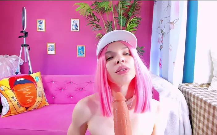 Kinky Passion: I Give an Amazing Blowjob with Dildo POV
