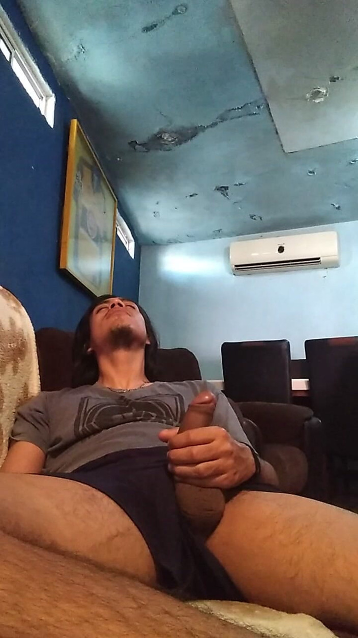 AlexAlejandro13: Thức dậy với tôi như thế này, kéo cô ấy như...