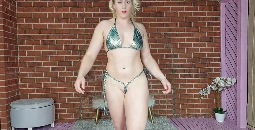 Michellexm: 脱衣舞娘微型比基尼试穿