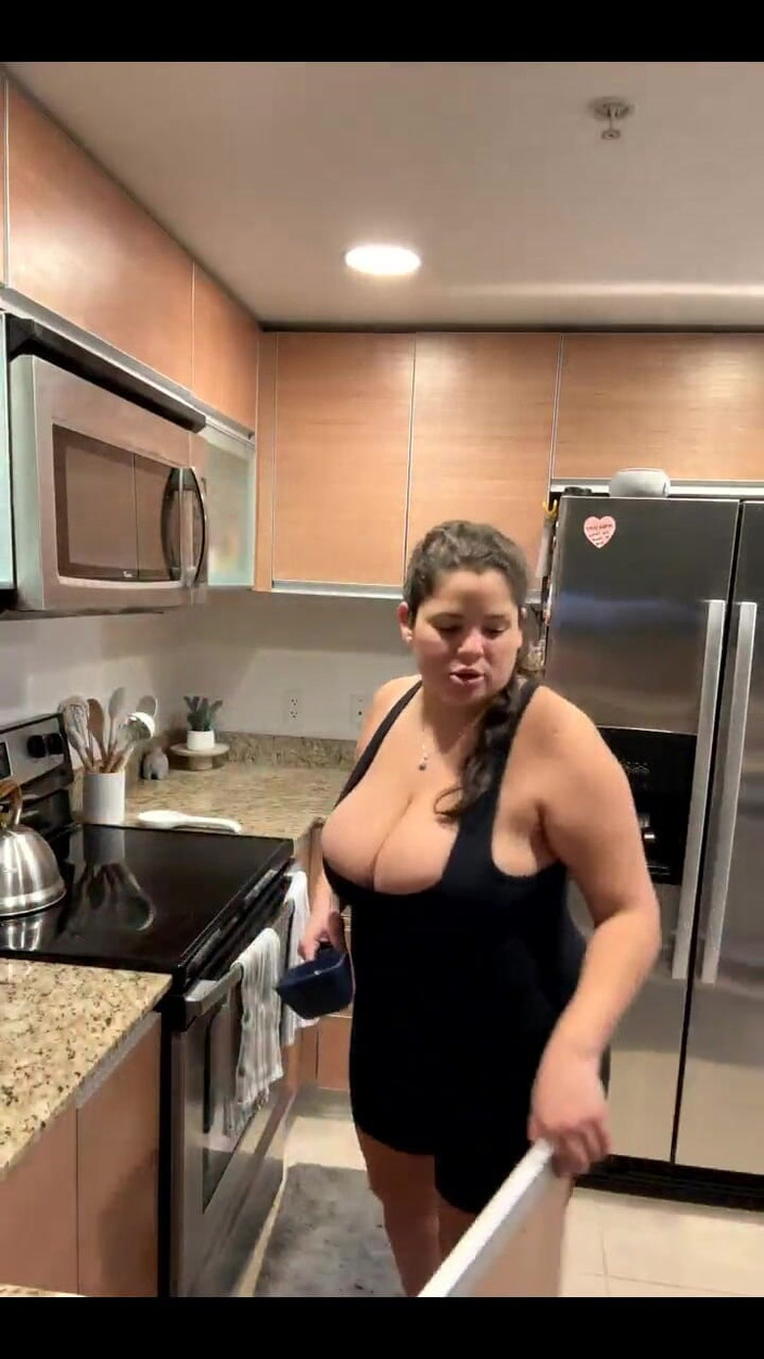 Dani Valentina: Ecco una copia