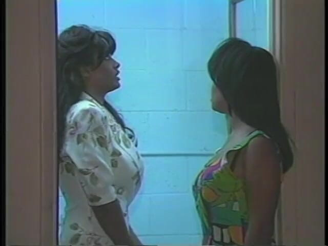 Girl on Girl: Spanish Girl Gets Her Clitoris Licked by Friend in Truckstop...