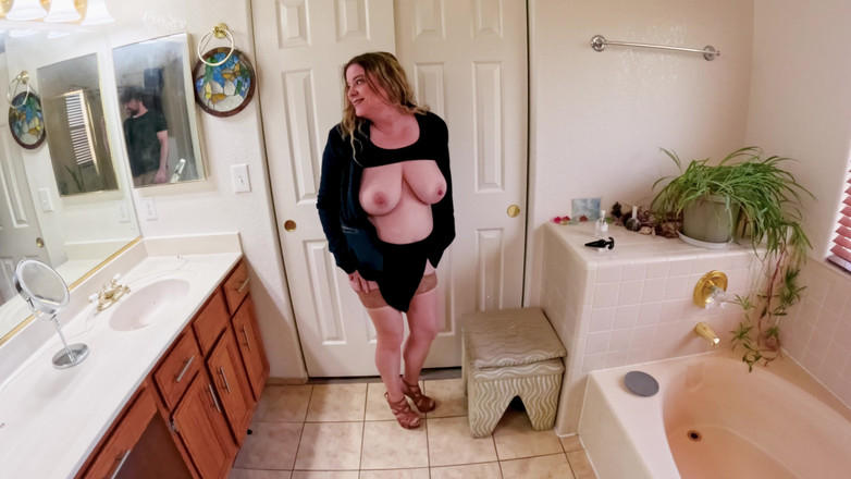 Erin Electra: Stepmom Can't Stop Thinking About Anal