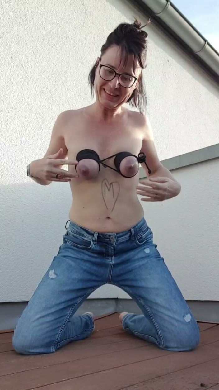 JulieEroticDress: Squirt in My Jeans