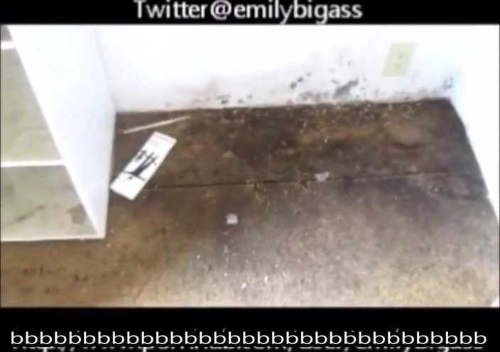 Fat Goddes: Bekerja berbogel di tempat kerja ditangkap oleh lelaki bos saya...