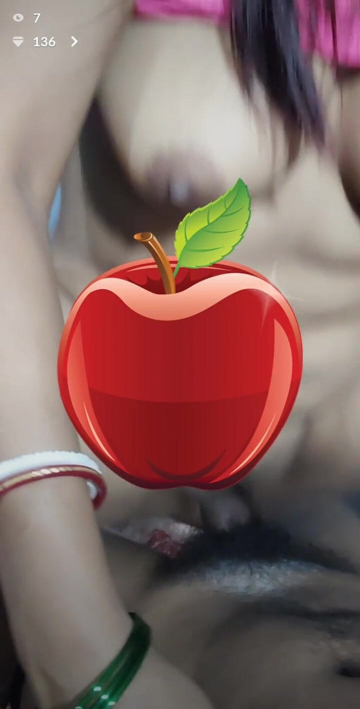 Uttar dinajpur: 인도 바비 Castomar Sarvice 제공 비디오 