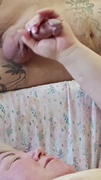 I Jerk off My Dick and Cum in My Girlfriend's Mouth
