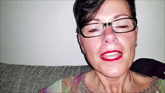 Nina Randmann Molly Sun: 私の顔と声