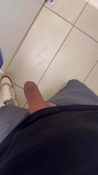 Toilet Wanking in London