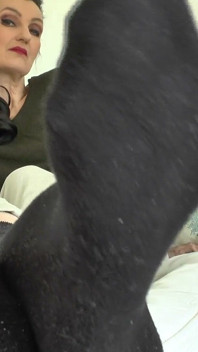Fulfill Your Owner's Wishes! He, Black Socks, Wants to Be Impregnated! Lady Victoria Valente