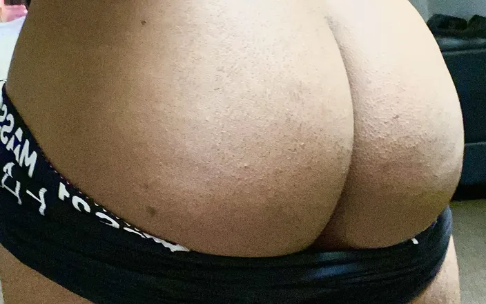 SilvaBaby: DL thug booty