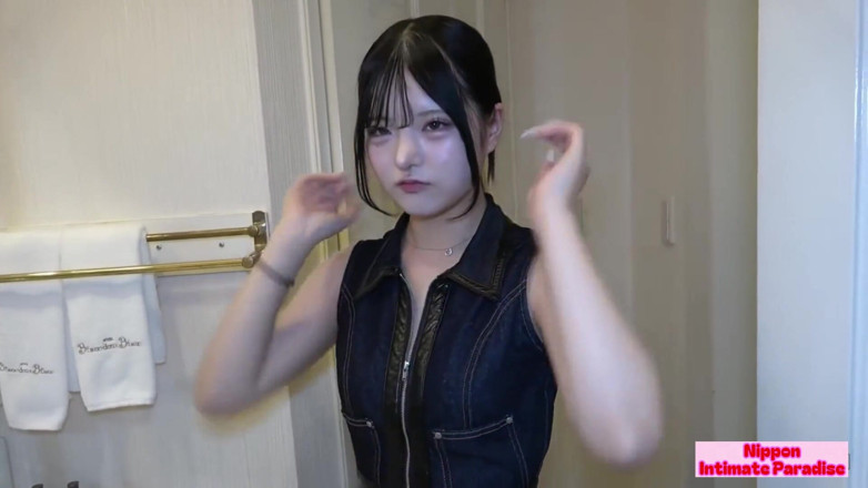 Studio Modern Shunga - JAV: Anjo asiático 26628