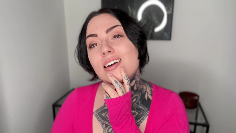 Miss Valentina: Yếu cho mái tóc đen