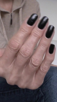 Lady Victoria Valente - Black Fingernails