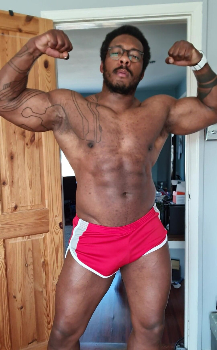 Amadeus: Red Shorts Big