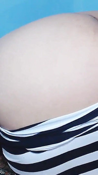 Beyaz tombul Hintli iri güzel kadının büyük yaraklı fakir köylü adamla anal seksi