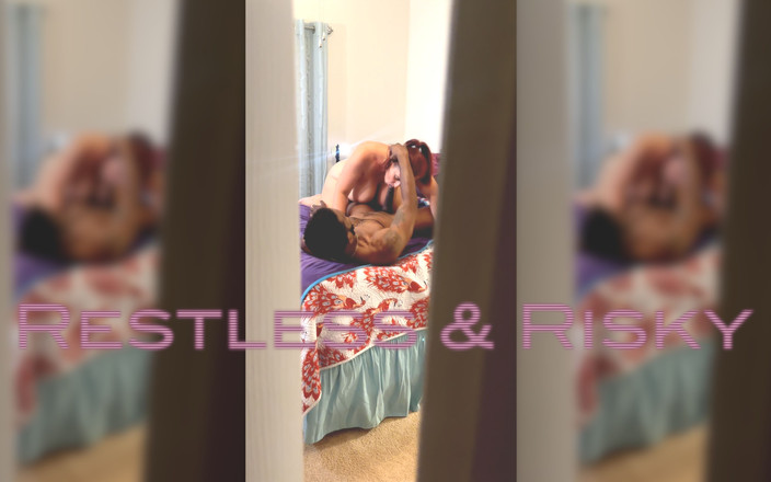 Peacock couple: 불안하고 위험