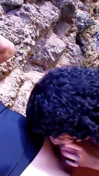 Latina, dünnes teen Penelope Tiger wird von stiefvater am strand anal gefickt