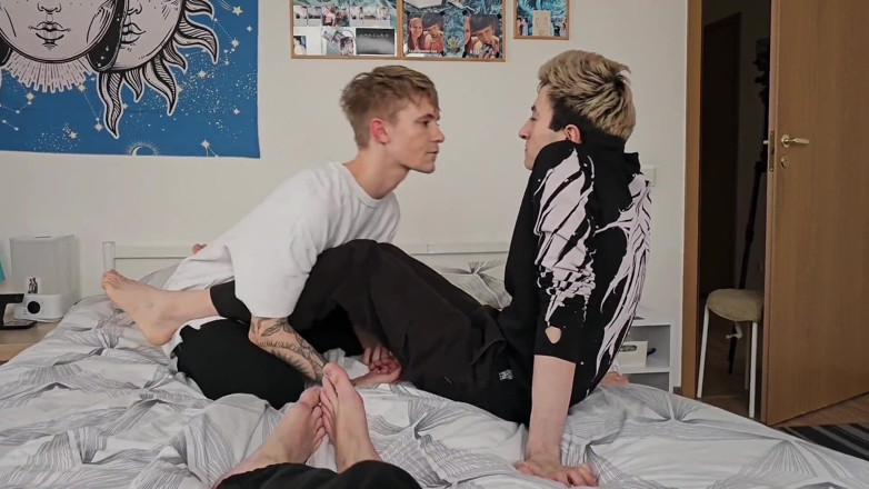 Ethan Lestray: Gentle Sex of Two Twinks with Big Dicks