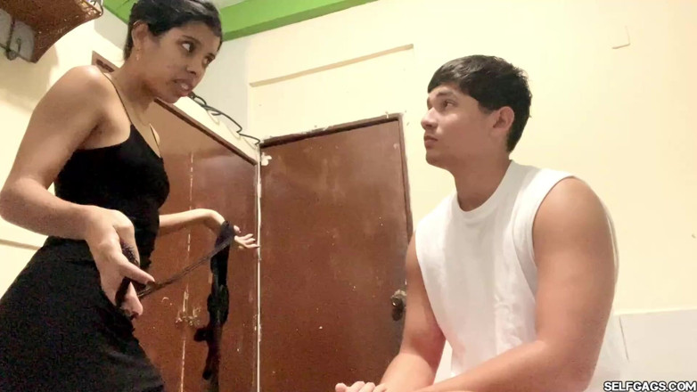 Selfgags femdom bondage: Муки на побаченні з Tinder: конкурс Діани з кляпом у роті для Ніколя!