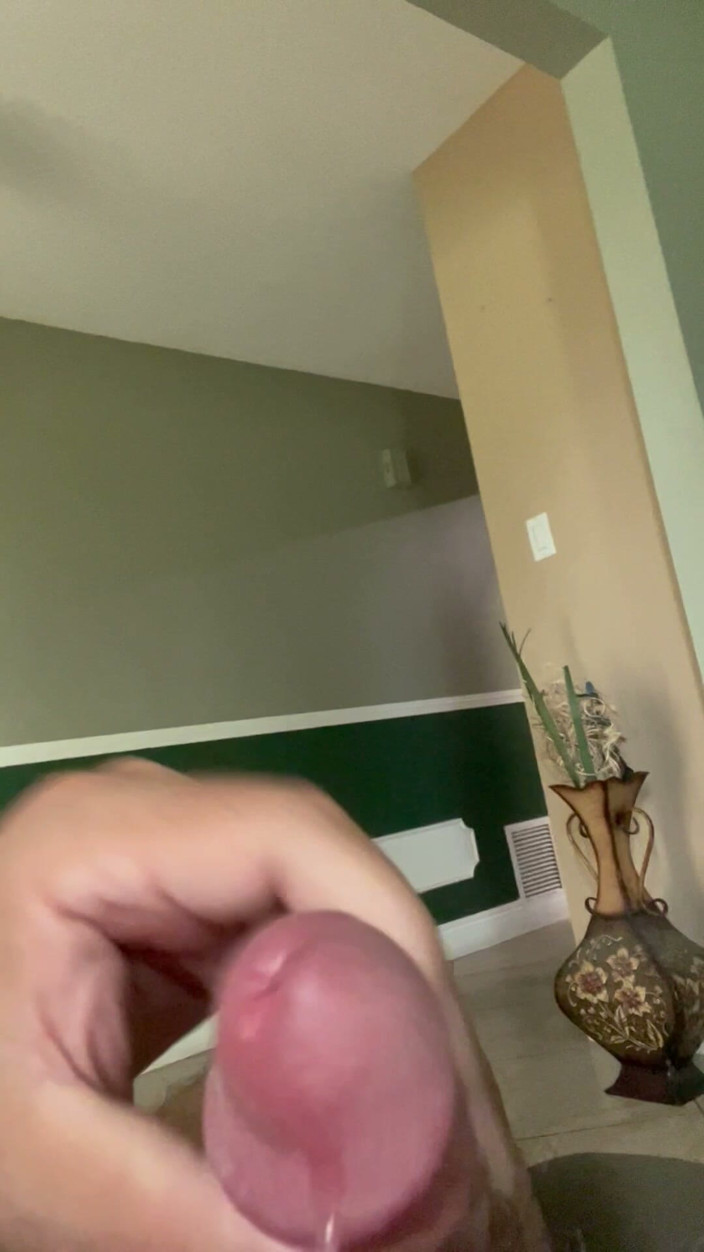 ragil01: living room men viry nikaalna