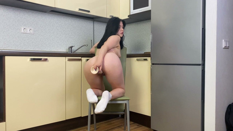 European Classics: Skye Young Solo in the Kitchen with a Suction Dildo