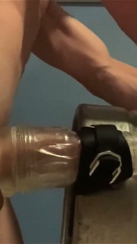 Es fleshlightku diikat ke