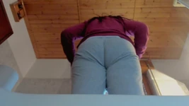 Tu es mes toilettes, je veux pisser sur ton visage, bois mon urine !