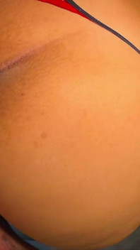 브라질 출신 라티나, 네 발로 짚은 채 사정할 때까지 육즙 가득한 엉덩이, 너무 장난스럽고 뜨거워.