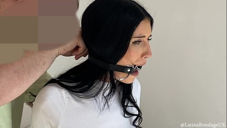 Latina Fetish: 털이 많은 보지를 따먹는 타티 (mp4 480p)(할인)