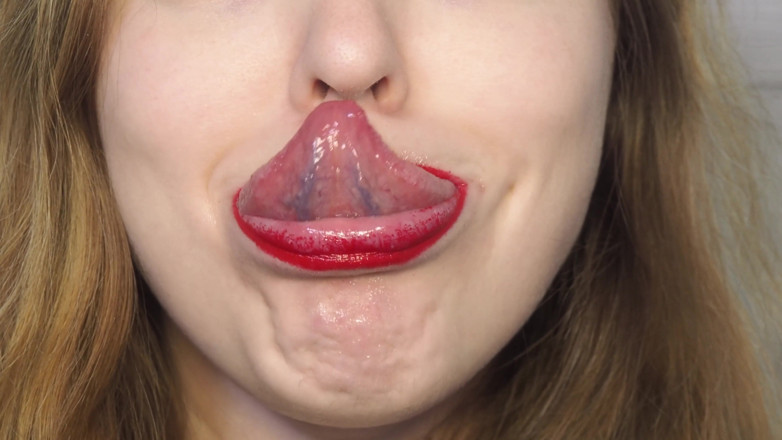 BustyVic: What Would You Do to My Mouth
