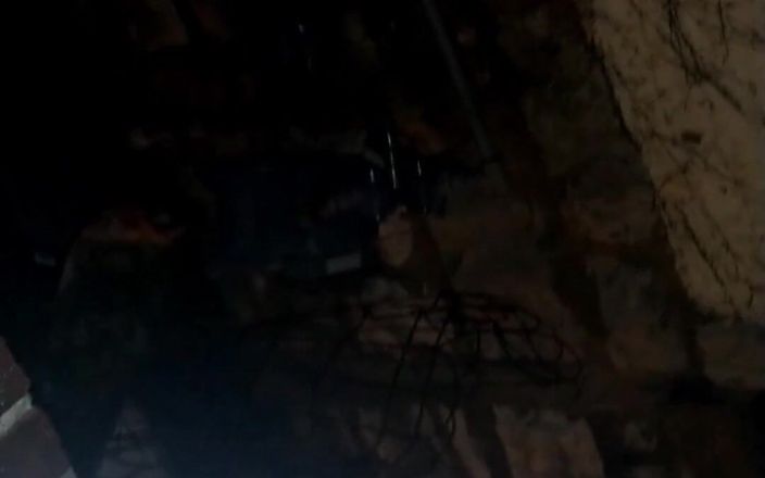 Kimmywetwet: Přední Porch Piss Polykání Z VELKÉHO ČERNÉHO PÉRA