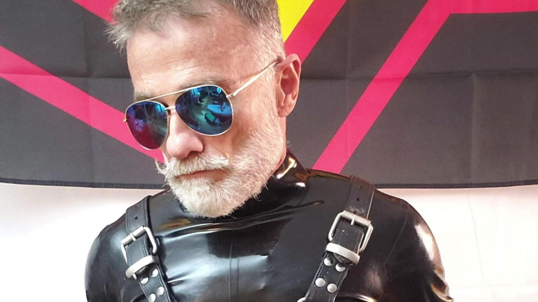 MusclesCigarsFFPig: Latex-Papa
