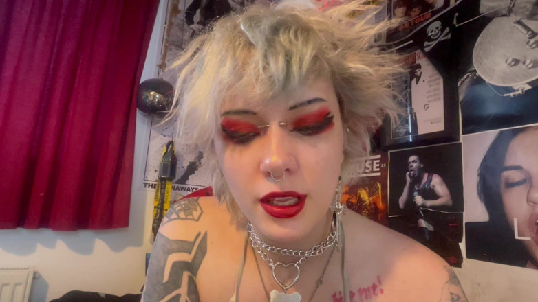 Glitterqueen1999: Pieprzyć moją szminkę z Stepbro