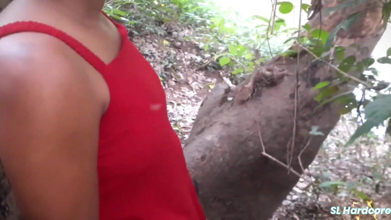 SL hardcore: Risky Quick Sex in Jungle with Wife