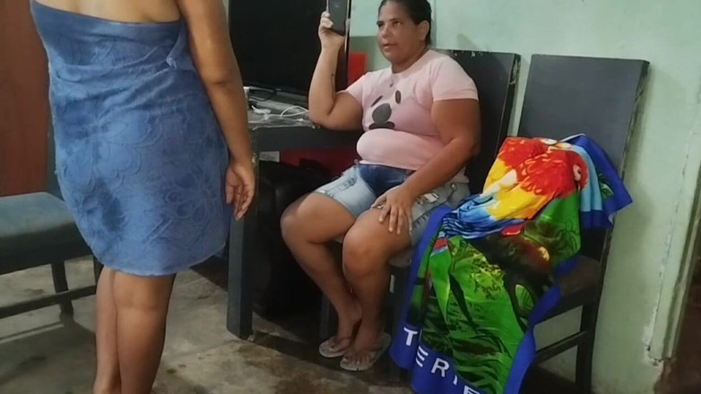 Adribella69: 내 장난감과 그녀의 Tantaly 인형을 몰래 자위해