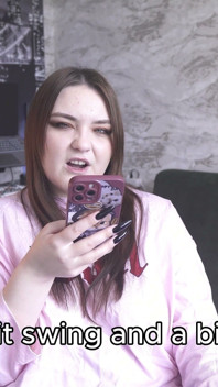 Příběh o porně – manželka přesvědčila manžela, aby zkusil experimentovat s připínacím penisem (rusky, zívající díra, ruční práce, svazování)