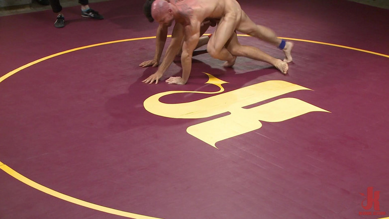 Kink Men Classics: Nacktes Kombat: mitch vaughn gegen adia (beau reed)
