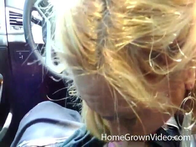 Homegrown Wives: Some hot jizz for Sophia Jewel