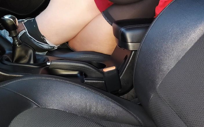Step Mommy: Mogen klient i sexig underkläder knullas av taxichauffören offentligt