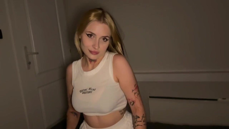 LuchCrush: Жорсткий лесбійський секс