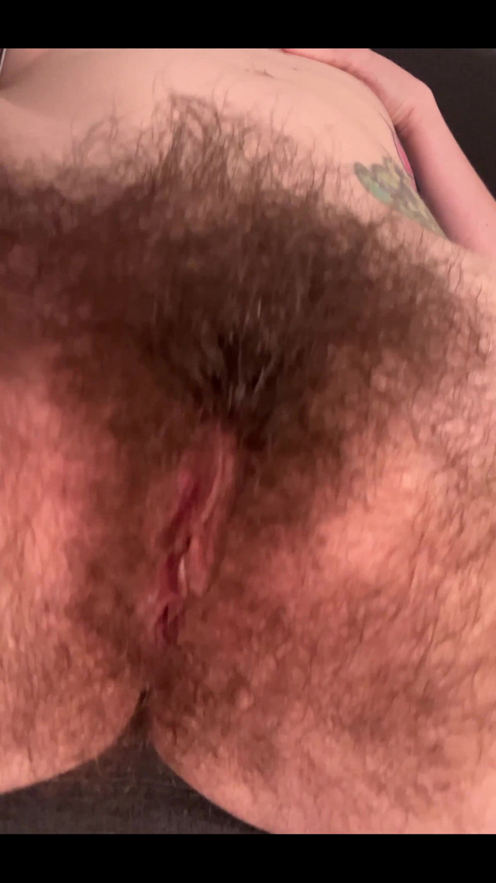 Pearlsage: Sudoroso coño peludo sentado en la cara