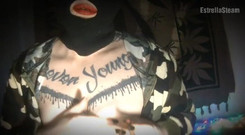 Estrella Steam: Awek dengan pepek menyentuh tetek dan merokoknya