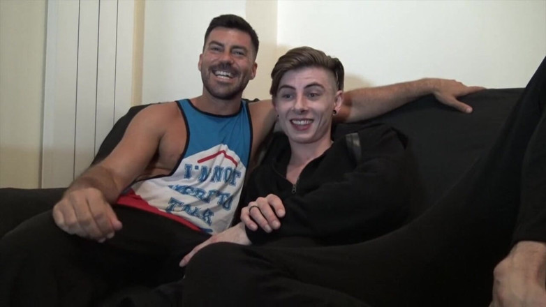Gaybareback: Jerome James šuká bez sedla sexy gayem