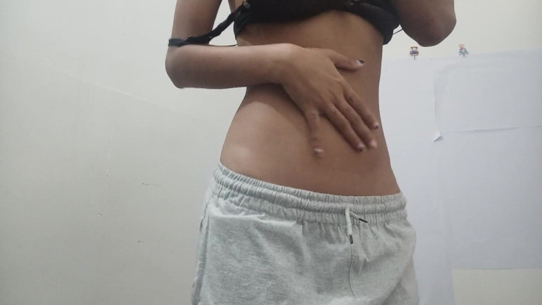 desigirl93: 美丽的德西印度女孩被男朋友性交