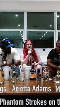 Arietta Adams ile yetişkin yıldızı podcast'i Mrflourish ve Ace Bigs ev sahipliği yapıyor