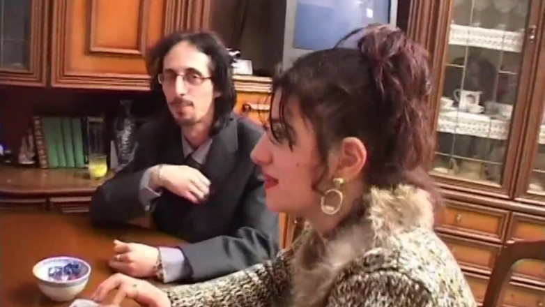 Real Home Made: La vergogna della mia sorellastra- vero dilettante italiano