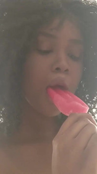 Melting Lips...