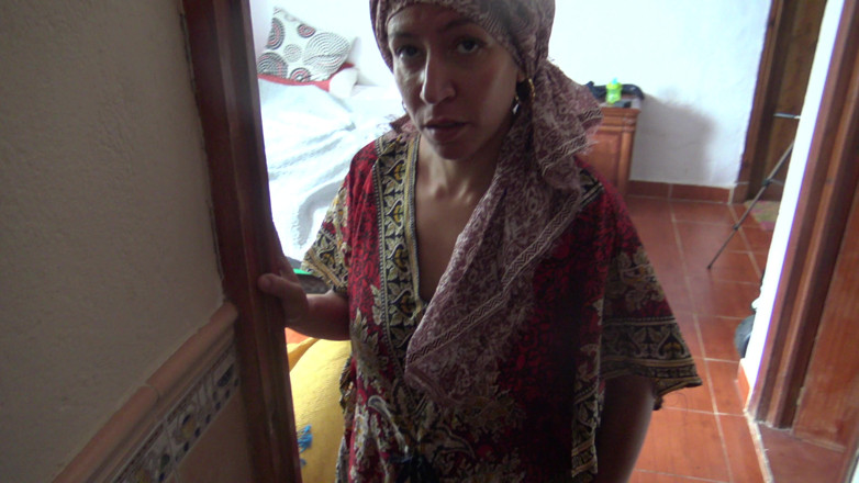 Souzan Halabi: La moglie musulmana turca è scioccata quando il pervertito americano bussa...